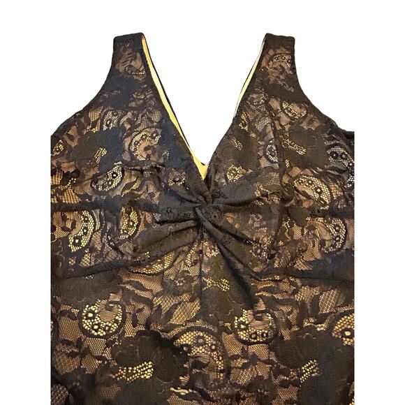 Laundry By Shelli Segal Sleeveless Nude Dress With Black Lace Overlay- Size 8 - Picture 6 of 12